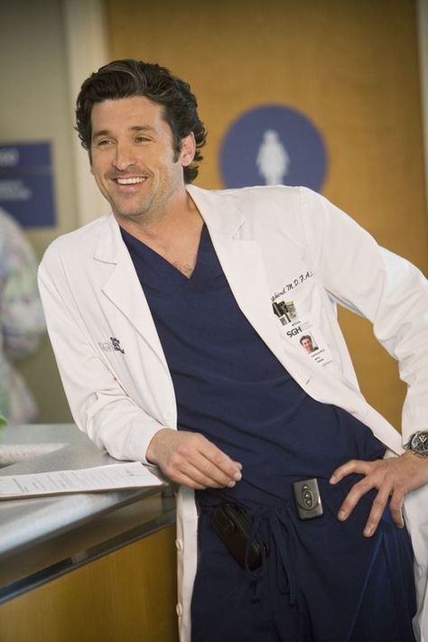 GREY S ANATOMY Derek Shepherd Wallpaper, Dr Mcdreamy, Andrew Deluca, Greys Anatomy Derek, Grey's Anatomy Aesthetic, Greys Anatomy Facts, Hot Doctor, Jackson Avery, Mark Sloan