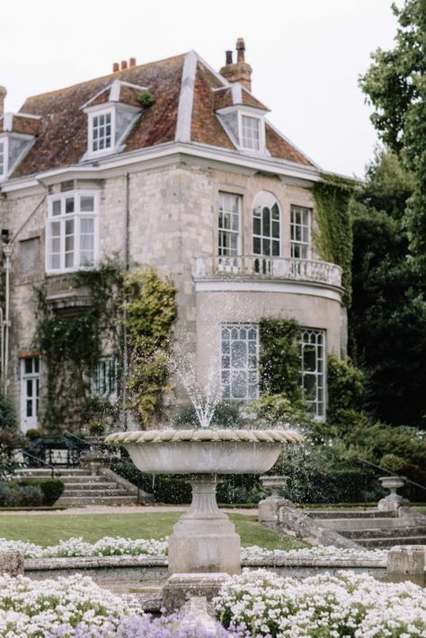 The George In Rye, Uk Wedding Venues, Country House Wedding Venues, Country House Wedding, Country Wedding Venues, Wedding Venues Uk, Wedding Venue Inspiration, Wedding Ceremonies, Castle Wedding