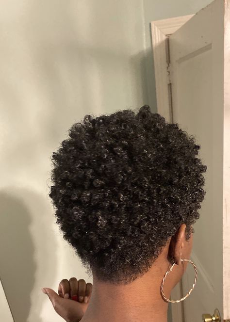 Short Hair With Dye For Black Women, Hair Color Ideas For Short Black Hair, Short Afro Haircuts For Women, Short Tapered Afro 4c Hair, Short Hair 4c Natural, Tapered Hair Women, Twa Haircuts Tapered, Short Coily Haircuts, Big Chop Natural Hair Tapered Twa