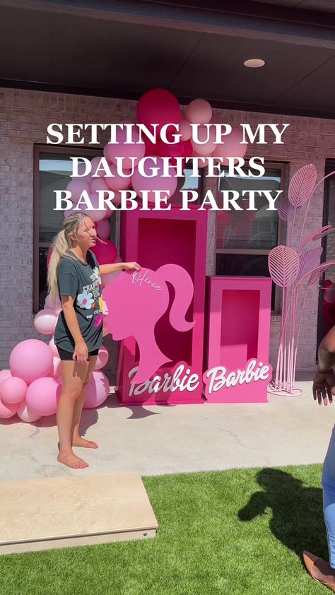 Barbie Trunk Or Treat Car, Barbie And Ken Trunk Or Treat, Winter Barbie Birthday Party, 4 Year Birthday Party Barbie, Barbie Dreamhouse Birthday Party, Diy Barbie Party Decor, Trunk Or Treat Barbie Theme, Barbie Themed Trunk Or Treat, Barbie Party Ideas Birthdays