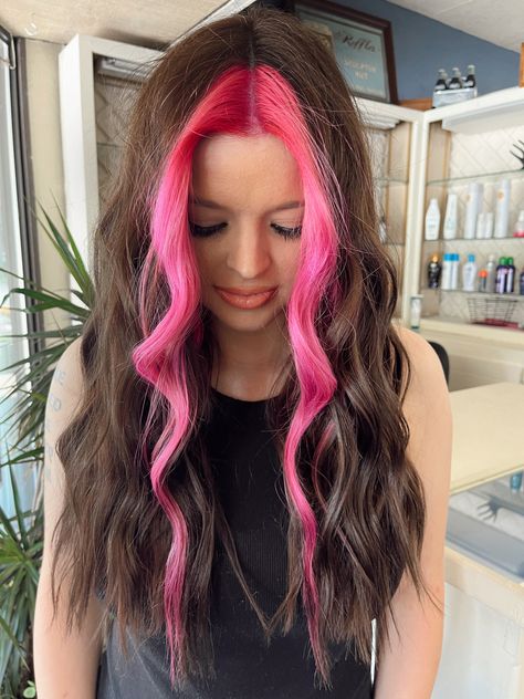 Vivid Color Money Piece Hair, Brunette Hair With Pink Money Piece, Blonde With Red Front Pieces, Neon Pink Money Piece Hair, Moneypiece Hair Pink, Brunette With Pink Money Piece, Brown Hair With Color Money Piece, Black Hair With Hot Pink Money Piece, Brown With Pink Money Piece