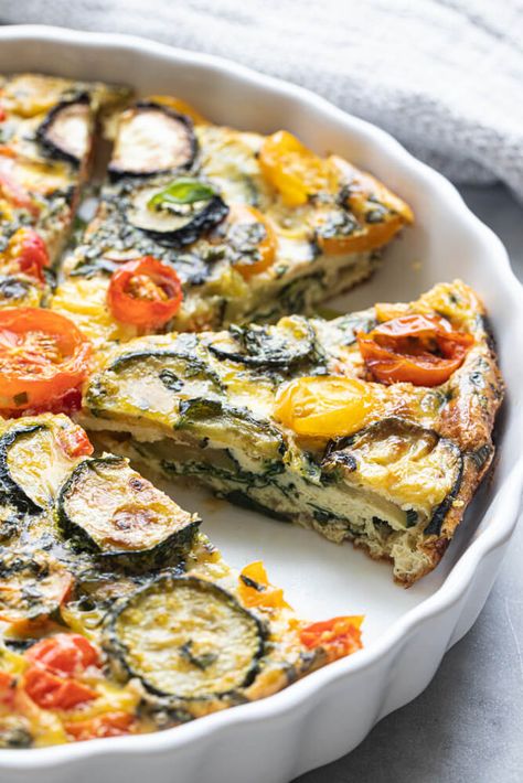 Quiche Gluten Free, Vegetable Quiche Recipes, Vegetable Quiche, Quiche Recipes Easy, Recipes Summer, Idee Pasto, Garden Vegetable, Summer Corn, Lake Food Ideas Summer