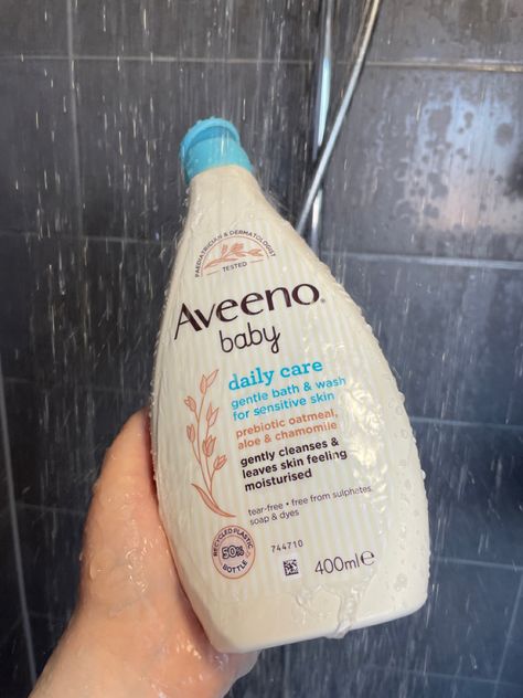 Aveeno Baby Oat Wash Incredible for my dry skin - not just for babies! So gentle on the skin #dryskincare #oat #oatwash #amazondeals #bodywash #shower #showergel #sensitiveskin #babycare Aveeno Cream, Sensitive Skin Body Wash, Baby Body Wash, Aveeno Baby, Baby Routine, Newborn Baby Tips, Serious Skin Care, Baby Shampoo, Dry Skin Care