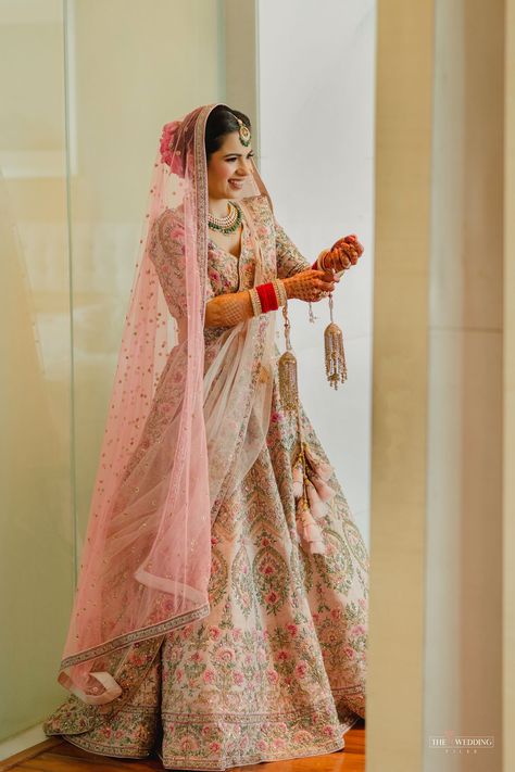 Heartwarming Delhi Wedding With A Couple In Coordinated Pastels Baby Pink Bridal Lehenga, Reception Couple, Pink Bridal Lehenga, Kurtis Design, Stylish Kurtis, Delhi Wedding, Wedding Lehenga Designs, Indian Wedding Planning, Pink Lehenga