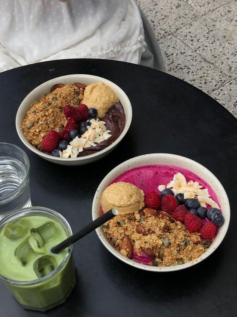 Pitaya Bowl Recipe, Pitaya Bowl, Food Goals, Bowls Recipe, Cafe Food, Smoothie Bowl, Healthy Eats, Meal Ideas, Healthy Foods