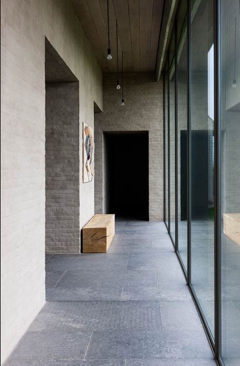 Flemish Rural Architecture - House in Zwevegem by Vincent Van Duysen Belgian Farmhouse, Rural Architecture, Vincent Van Duysen, New Interior Design, Farmhouse Ideas, Hus Inspiration, Minimalist Architecture, Minimalism Interior, Minimalist Interior