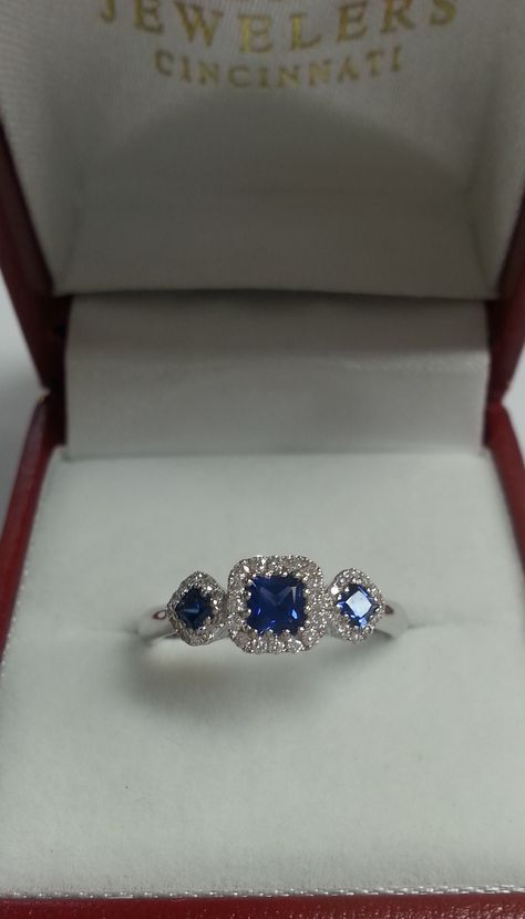 Blue Sapphire & Diamond Ring...would make a wonderful ring to renew my vows with. Sapphire Jewelry Aesthetic, Luxury Elegant Blue Ring, Blue Sapphire Aesthetic, Luxury Blue Rings As Gift, Luxury Vintage Blue Rings, Luxury Antique Blue Rings, Blue Sapphire Diamond Ring, Dainty Choker Necklace, Blue Sapphire Jewelry