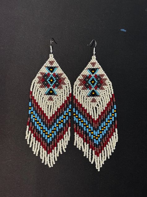 Native American Earrings Beadwork, Beaded Native Earrings, Beaded Necklace Native, Native American Beadwork Earrings, Cowboy Carter, Seed Beads Earrings, Beadwork Earrings, Native Beading Patterns, Native American Earrings