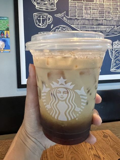 Iced Coffee With Starbucks Cold Brew, Strong Iced Coffee Starbucks, Iced Quad Espresso Starbucks, Starbucks Americano Drinks, Strong Starbucks Drinks Coffee, Starbucks Espresso Drinks Iced Coffee, Starbucks Cold Brew Order, Iced Americano Starbucks, Best Starbucks Iced Coffee