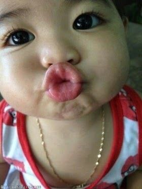 Kiss faces of super-duper cute babies <3 [gallery td_select_gallery_slide="slide" ids="5734,5735,5736,5737,5738,5739,5740,5741,5742"] Love Children Quotes, Funny Baby Faces, Kiss Face, Baby Kiss, Cute Kiss, Funny Baby Memes, Baby Faces, Baby Memes