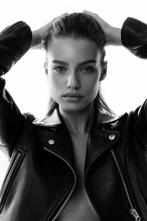 Leather Jacket Photoshoot, Jacket Photoshoot, Biker Chic, Leather Jacket Style, Beauty Shots, Cheap Womens Clothing, Strike A Pose, Fashion Photoshoot, Leather Jackets Women