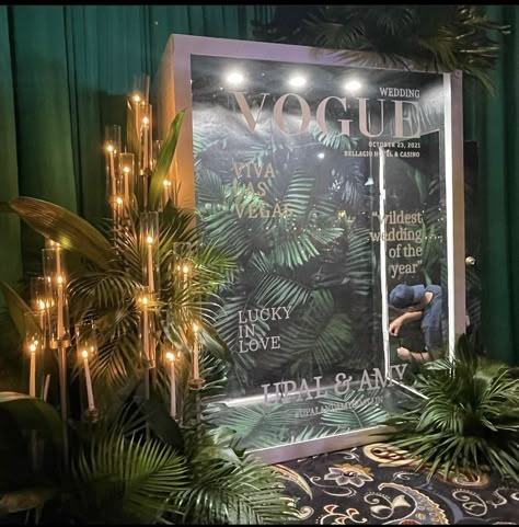 Tropical Theme Photo Booth, Tropical Set Design Photoshoot, Jungle Event Decor, Jungle Theme Event, Forest Theme Backdrop, Tropical Event Decor, Photo Booth Ideas Events Party Backdrops, Jungle Photobooth, Interactive Event Ideas