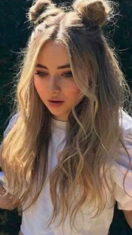 Space Buns Hair, Poofy Hair, Κούρεμα Bob, Makeup Tip, Vlasové Trendy, Pigtail Braids, Fishtail Braid, Back To School Hairstyles, Penteado Cabelo Curto