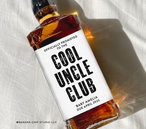 Pairs well with becoming an Uncle label Details: -High Quality weatherproof glossy label Available Sizes: - 50ml mini shot label - 375 ml label - 750 ml label - 1 L label - 1.75 L label All labels are designed and produced in CA Please note that the bottle in this photo is not included Our production time:  1-2 business days Our delivery time: - USPS Ground Advantage (3-5 business days)  - USPS Priority Mail (2-3 business days)  - USPS Express Mail (1-2 business days)  If you have any questions with your order please let us know. Want to see more? Click here: https://www.etsy.com/shop/BananaChipStudio?ref=search_shop_redirect Follow us on Instagram @bananachip.studio Father’s Day Pregnancy Announcements, Pregnancy Announcement Gifts To Parents, Baby Announcement Gifts For Family, Family Pregnancy Announcement Ideas, Pregnancy Announcement To Sister In Law, Baby Announcement Ideas For Husband, Pregnancy Announcement To Brother Uncle, Telling Family Your Pregnant, Unique Pregnancy Announcement To Parents