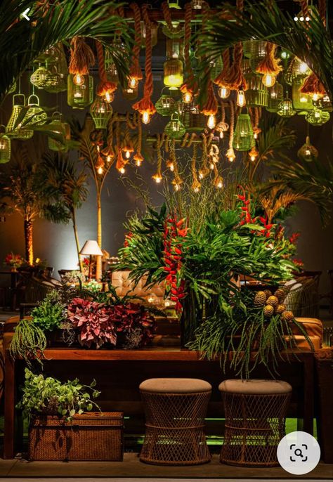 Havana Night Wedding Theme, Jungle Wedding Decor, Jungle Theme Wedding, Tropical Jungle Wedding, Jungle Wedding Theme, Havana Nights Party, Jungle Wedding, Tropical Glam, Havana Nights