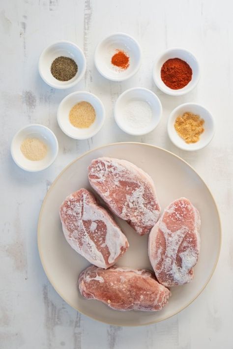 How to make frozen pork chops in the air fryer that are juicy and flavorful! They are an easy dinner idea to make that the whole family will love! Frozen Pork Chops, Bbq Pork Crockpot, Pork Loin Chops Recipes, Barbecue Pork Chops, Pan Fried Pork Chops, Boneless Pork Chop Recipes, Baked Pork Chops Oven, Bbq Pork Chops, Air Fryer Pork Chops