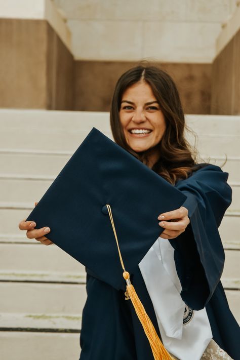 College graduation portrait @camitorontophotography on IG BYU, Utah Byu Graduation, Graduation Portraits, Graduation Picture Poses, Grad Photoshoot, Grad Pics, Grad Photos, Graduation Photos, College Graduation, Graduation Pictures