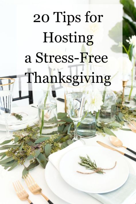 Thanksgiving Hacks, Hosting Thanksgiving Dinner, Thanksgiving Entertaining, Thanksgiving Planner, Thanksgiving Dinner Party, Thanksgiving Friendsgiving, Healthy Thanksgiving, Hosting Holidays, Hosting Thanksgiving