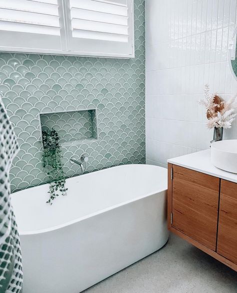 Green Fish Scale Tiles, Fish Tile Bathroom, Small Ensuit, Ensuite Bathroom Layout, Ensuit Bathroom, Fish Scale Tile Bathroom, Ensuite Bathroom Ideas Small, Bathroom Colour Ideas, Ensuite Bathroom Ideas