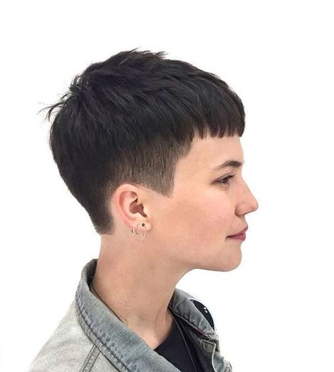 Short Haircuts Ideas, Pixie Haircut Ideas, Tomboy Hairstyles, Haircuts Ideas, Punk Hair, Shot Hair Styles, Very Short Hair, 짧은 머리, Short Hair Haircuts