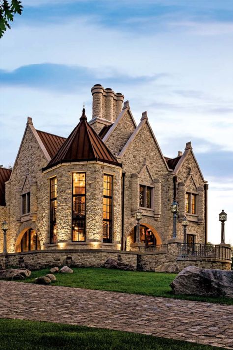 Wrap Around Patio, Castle House Modern, Castle Style Homes, Inside A Castle, Limestone Exterior, Modern Castle, Home Styles Exterior, Creative Architecture, Storybook Cottage