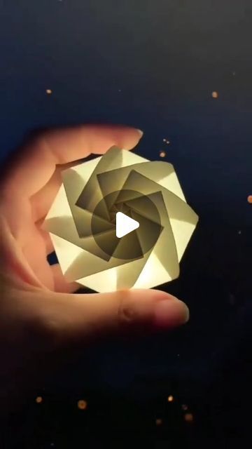 Singel King Brand on Instagram: "PAPER 🎋 BALL 
BEST ORIGAMI ART 🎨
.
.
.
.
#art
#origami 
#reels 
#craft 
#crafting
#trending
#viral 
#viralreels" Paper 3d Art, Paper Ball, Best Origami, Origami Paper Folding, Origami Lamp, Make Paper Flowers, Origami Ball, Origami And Kirigami, Paper Things