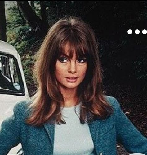 60s Short Hair, Midi Haircut, Mid Length Hair With Bangs, Midi Hair, 1960s Hair, 60s Hair, How To Cut Bangs, Bangs With Medium Hair, Fringe Hairstyles