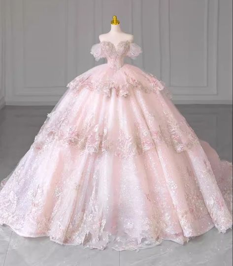 Ball Gown Pink Wedding Dresses Lace Appliques Tiered Quince Dresses Not Puffy, Quince Dress With Train, Princess Ballgown Dress, Stunning Ball Gowns, Cute Ball Gowns, Pink Ball Gowns Princesses Sweet 16, Blush Pink Wedding Dress Ballgown, Pink A Line Wedding Dress, Disney Princess Quinceanera Dresses