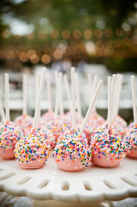 Sprinkle cake pops. Sprinkle Cake Pops, Yummy Things To Bake, Sprinkles Birthday Party, Pink Cake Pops, Pop Baby Showers, Sprinkle Party, Sprinkle Baby Shower, Sprinkle Cake, Ready To Pop