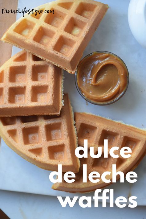 Dulce de Leche Waffles Breakfast Recipe  //  DivineLifestyle.com  //  #waffles #waffle #wafflerecipe #wafflerecipes #breakfast #breakfastrecipes #dulcedeleche Caramel Toffee Recipe, Chewy Caramels Recipe, Toffee Cake Recipe, Pancake Board, Sweets Board, Board Breakfast, Waffles Breakfast, Toffee Recipe, Pancake Recipes