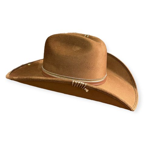 We wanted a more feminine cowboy hat but without leaving out the western feel. Loved the outcome simple but with a whole lot of cute details .  Size (M 57-58cm)  We can make in other sizes but this will be a made to order hat.  This hat has an elastic band in the bottom for better fit .  Material : vegan suede Cowboy Hat Photography, Cowboy Hut, Hat Photography, Brown Cowboy Hat, Hat Png, Girl With Hat, Cowboy Hat, Elastic Band, Cowboy Hats