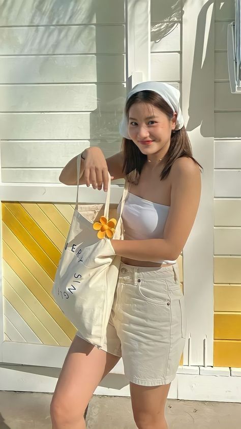 Casual Beach Outfit Korean, Beachy Summer Outfits, Closet Outfits, Summer Outfits Casual, Cute Beach Outfits, Photography Outfits, Beachy Summer, Real Estate Investment Trust, Beachy Outfits