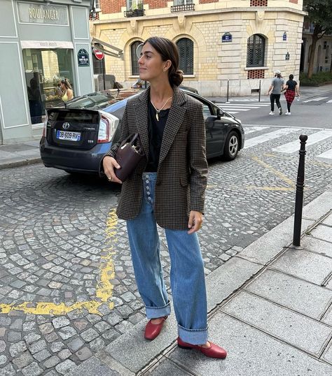 Vicky Montanari (@vicmontanari) • Instagram photos and videos Ballet Flats Outfit, Ballerina Outfit, Flats Outfit, Fall Fits, Blazer With Jeans, Blazer Outfits, Outfit Inspo Fall, Casual Outfit, Jacket Outfits