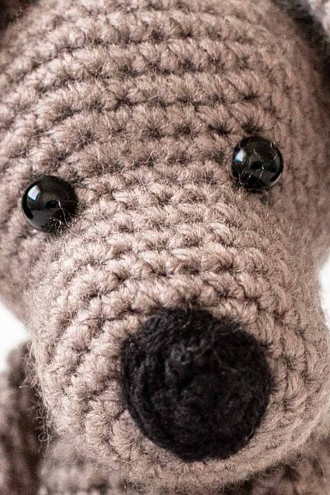 Light brown labrador dog crocheted Crochet Labrador Pattern Free, Dog Crochet Patterns Free, Cute Loki, Crochet Labrador, Black Labs Dogs, Dog Patterns, Dog Crochet, Crochet Dog Patterns, Crochet Dog Sweater