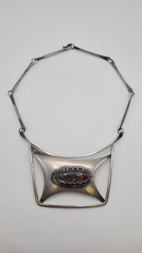 Very Rare Signed Irvin & Bonnie Burkee .925 Sterling Silver Modernist Necklace.  Weighs 41.5 grams.  Measures approx. 15-16".  Stone measures approx. 11.5x28mm. Very good condition for its age.  Location - 1C2 Archive Jewelry, Antique Jewelry Necklace, Modernist Jewelry, Solar Flare, Funky Jewelry, Sustainable Jewelry, Victorian Jewelry, Jewelry Inspo, Silver Pendant Necklace