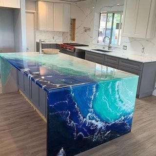 Elite Stone Concepts Ja (@elite_stone_concepts) • Instagram photos and videos Epoxy Resin Countertop, Bar Countertops, Epoxy Countertops, Kitchen Island Tops, Resin Countertops, Kitchen Desks, Epoxy Table Top, Wood River, Epoxy Countertop