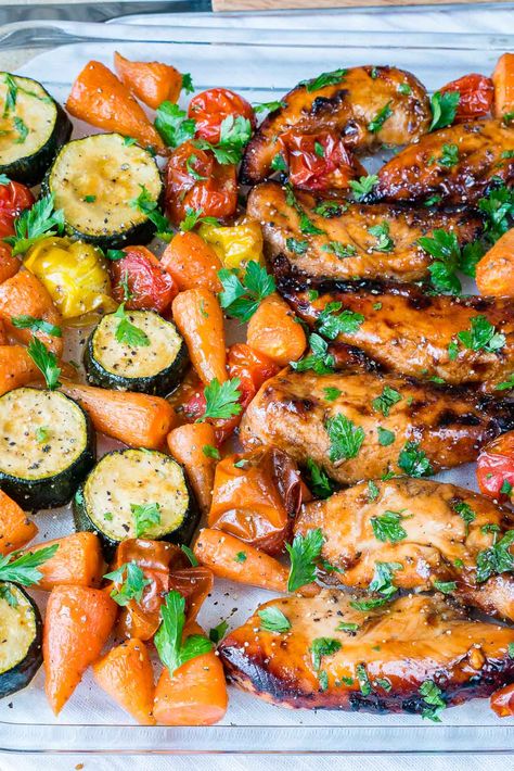 One Pan Balsamic Chicken Veggies Clean Food Crush Week 1 Meal Plan, One Pan Balsamic Chicken, Quick Clean Eating, Chicken Veggies, Sheet Pan Dinners Recipes, Balsamic Chicken, Clean Food Crush, Food Crush, Pan Meals