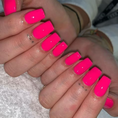 16 Nails, Square Gel Nails, Glitter Nails Acrylic, Pink Gel Nails, Square Nail Designs, Hot Pink Nails, Pink Gel, Short Square Nails, Colorful Nails