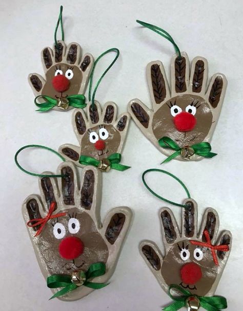 Handprint Clay Reindeer Ornaments - cute christmas crafts for the kids to make! Crafty Morning, Handprint Ornaments, Clay Crafts For Kids, Reindeer Craft, Christmas Clay, Handprint Crafts, Reindeer Ornaments, Christmas School, Gifts For