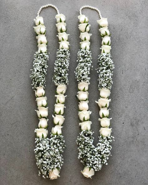 Flowers Varmala, Groom Mala, Rose Garland Wedding, Wedding Mala, Indian Wedding Garland, Indian Wedding Flowers, Garland Wedding Decor, White Garland, Flower Garland Wedding