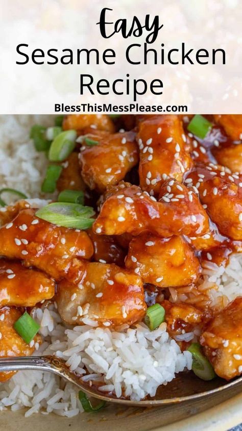 Quick and easy sesame chicken is so easy to make with ingredients you already have at home and it's done in less than 30 minutes! Sesame Chicken Bowls, Cubed Chicken Recipes, Homemade Sesame Chicken, Sesame Chicken Sauce, Crispy Sesame Chicken, Easy Sesame Chicken, Chicken Bowls, Sesame Chicken Recipe, Chinese Cooking Recipes