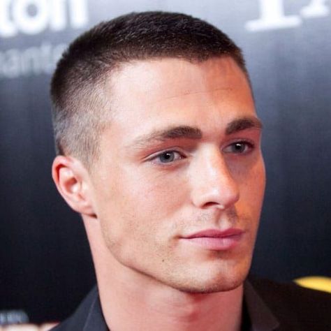 Colton Haynes Haircut, Hair Clipper Sizes, Widows Peak Hairstyles, Crew Cut Haircut, Hairstyles For Receding Hairline, Haircut Names For Men, Buzz Cut Hairstyles, Military Haircut, Haircut Tip