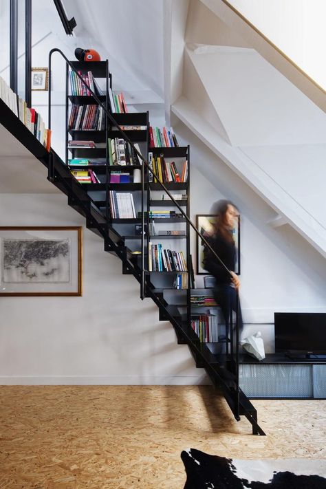 Parisian Attic Apartment Renovated with Steel and OSB Wood 7 Osb Floor, Apartment Attic, Osb Wood, Wooden Building, Limestone Flooring, Attic Apartment, Attic Bedrooms, Wooden Buildings, Apartment In Paris