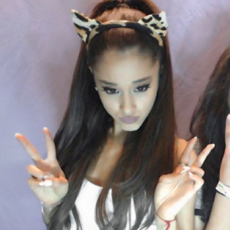 Ariana Grande Icon, Doe Eyes, Ariana Grande Pictures, Ariana G, Icon Pfp, Barbie World, Pink Champagne, Star Girl, Gossip Girl