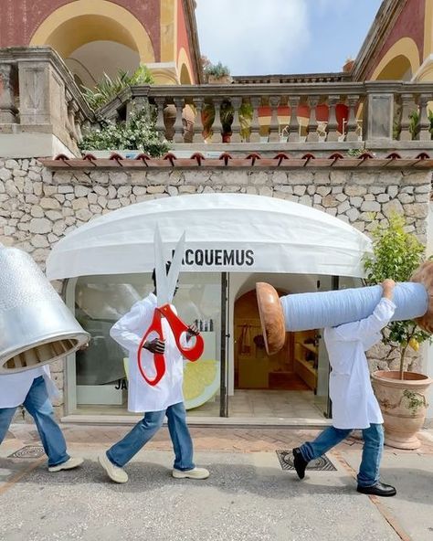 JACQUEMUS on Instagram: "JACQUEMUS ARRIVING IN CAPRI!   1 WEEK TO THE SHOW!!!!!!!!  AND SURPRISE, WE OPENED A BOUTIQUE ! JACQUEMUS CAPRI : VIA CAMERELLE 61A 80073 CAPRI ITALIE" Jacquemus Fashion Show, Airplane Style, Advertising Clothing, Brooklyn Brewery, Mood Images, Grey Goose, 3d Fashion, Guerilla Marketing, Instagram Content