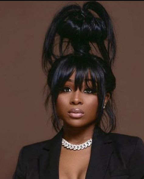 Weave Ponytails With Bangs, Lace Wig With Bangs, Black Hair Updo Hairstyles, Hair Fair, Straight Lace Front Wig, Brown Hair Shades, Peekaboo Hair, Black Ponytail Hairstyles, Magic Love