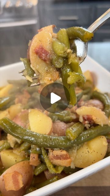 Green Beans And Bacon Stove Top, Potatoes And Green Beans Stove Top, Southern String Beans Recipe, Green Beans Potatoes And Bacon, String Beans And Potatoes Recipes, Fresh String Bean Recipes, Southern Green Beans Recipe Canned, Potato And Green Bean Recipe, Green Bean And Potato Recipe