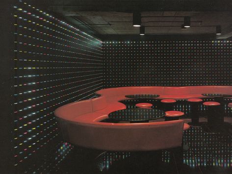 Futuristic Bar, Retro Futuristic Interior, 80s Interior Design, Tokyo Aesthetic, 80s Interior, The Illusionist, Retro Interior Design, Futuristic Aesthetic, Bold Color Schemes