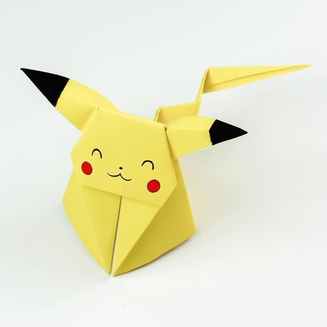 Cutieee! My first origami; good tutorial; came out well!! Origami Pikachu, Origami Kutu, Origami Box Tutorial, Pikachu Pikachu, Tutorial Origami, Origami Ball, Pokemon Craft, Origami Bag, Cute Origami