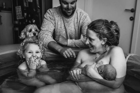 Honorable Mention: "Daughters Of A Midwife" By Jessica Henderson, Australia Birth Photography Homebirth, Raw Birth, Home Birth Photography, Mother Feeding, Wild Photography, Birth Photos, Water Birth, New Sibling, Birth Photographer